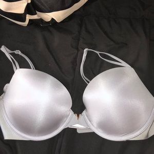 Gray Victoria’s Secret bra